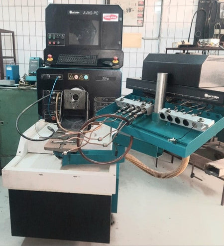 BANC D'ESSAI DIESEL 8 CYL. 
& 20 CV + CR
